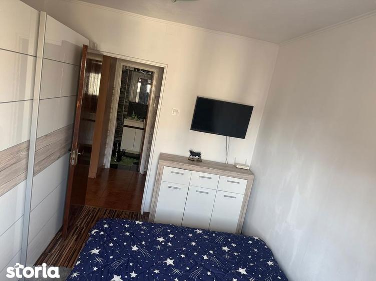 Apartament cu 3 camere decomandat în Tineretului