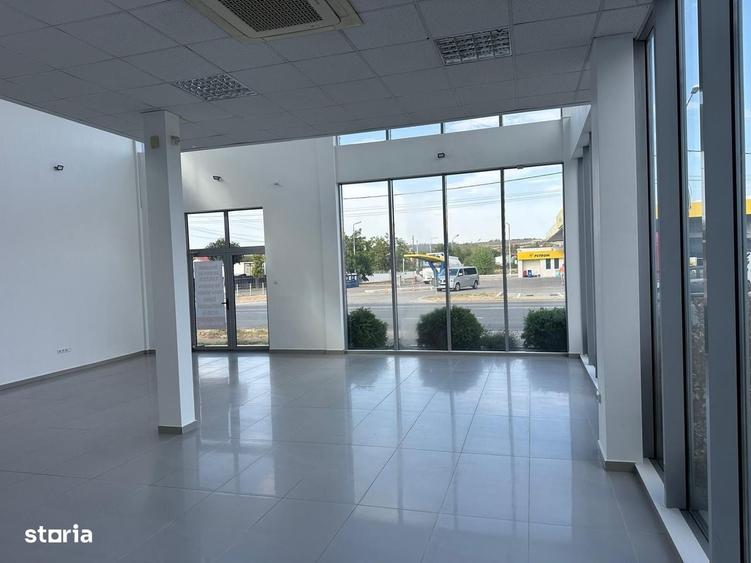 Spațiu comercial, de 412 mp, în Central
