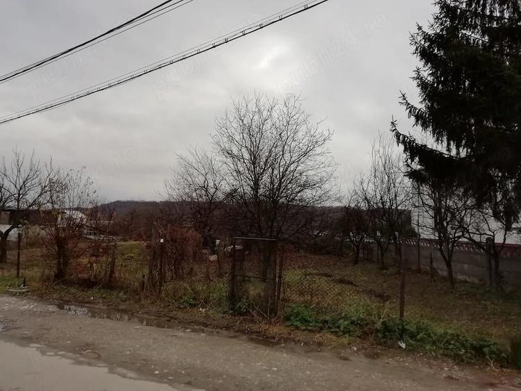 Teren de 1307 mp, în Central