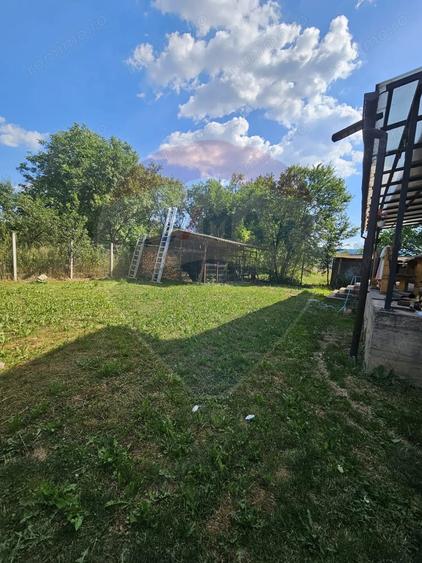 Casă cu 5 camere cu Teren 702 Mp în Nord