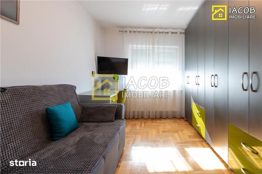 Apartament cu 3 camere decomandat în Bistrița Lac