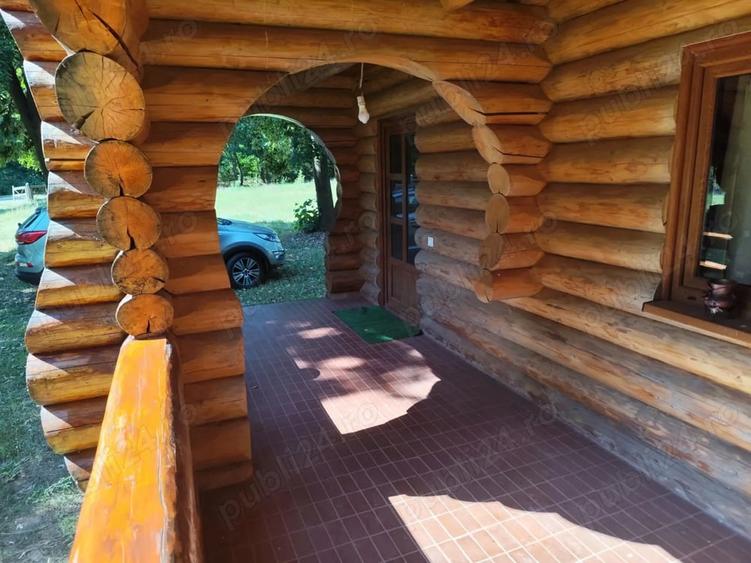 Casă cu 3 camere în Răcoasa