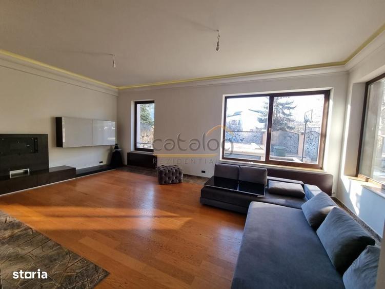 Casa de inchiriat cu 6 camere in Damaroaia - 18