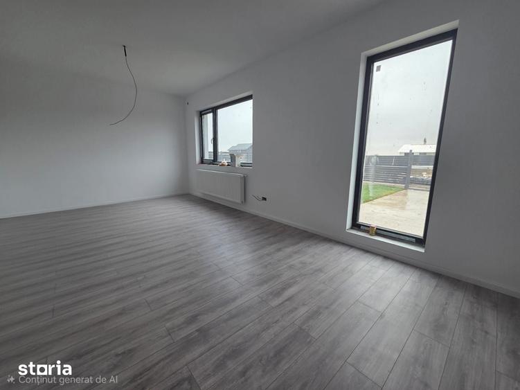 Casă cu 3 camere cu Teren 250 Mp în Clinceni