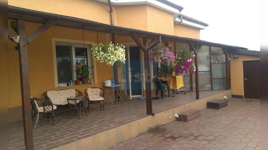 Casă individuală cu 5 camere cu Canalizare în Cihei