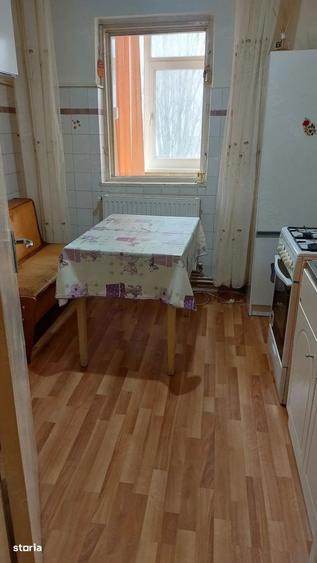Apartament cu 2 camere decomandat, mobilat în Tomis Nord