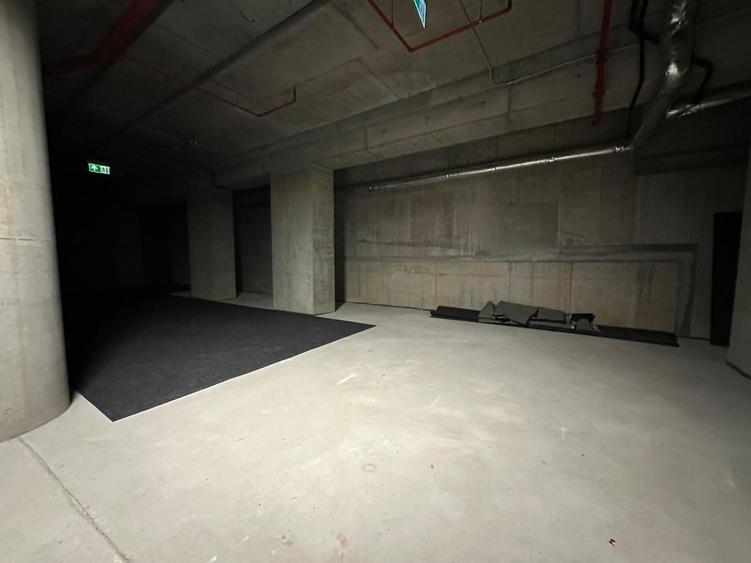 Spațiu comercial, de 387 mp, în Centrul Istoric