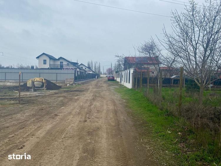 Teren de 500 mp, în Vânători