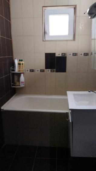 Apartament cu 3 camere decomandat, mobilat în Titulescu