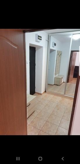 Garsonieră semidecomandată în Buzaului