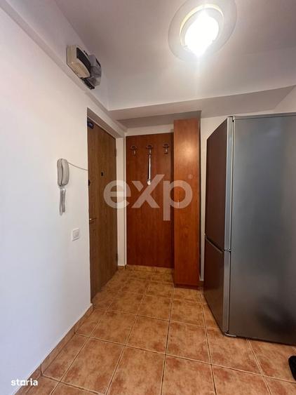 Apartament cu 3 camere semidecomandat în Kogălniceanu