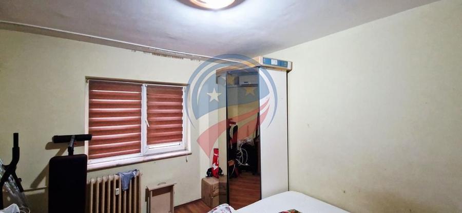 Apartament cu 4 camere decomandat în Gării