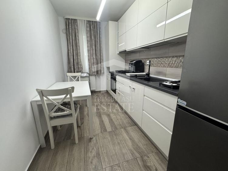 Apartament cu 2 camere decomandat, mobilat în Metalurgiei