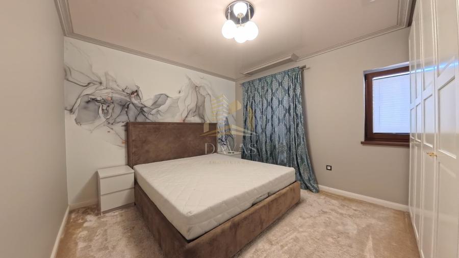 Duplex cu 4 camere cu Canalizare în Bună Ziua
