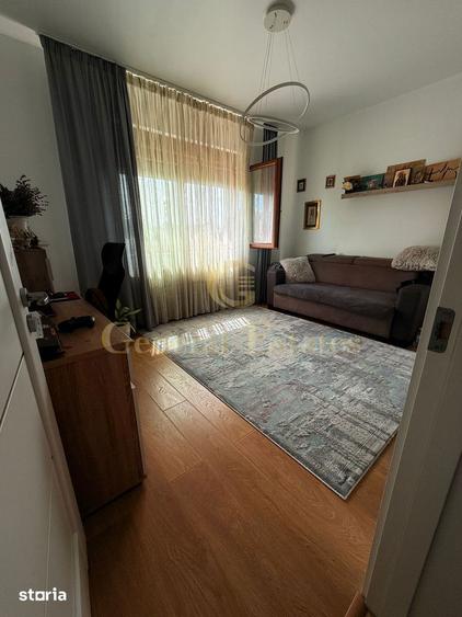 Casă cu 4 camere cu Teren 750 Mp în Central