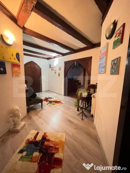 Casă cu 3 camere cu Teren 451 Mp în Central