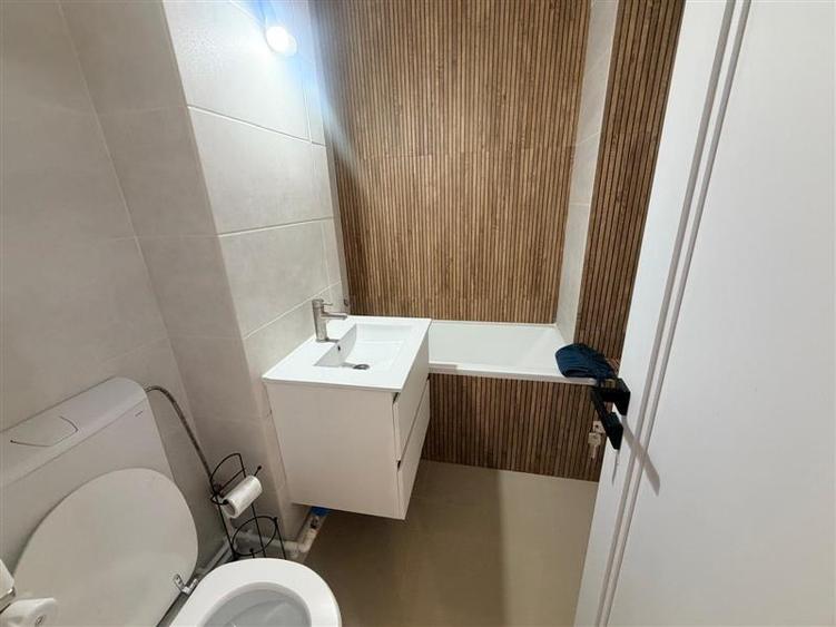 Apartament cu 2 camere decomandat în Dacia