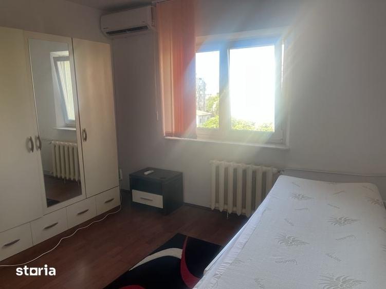 Apartament cu 4 camere decomandat în Rahova