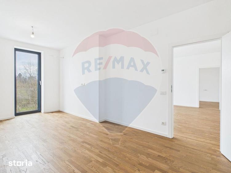 Apartament cu 3 camere în Băneasa