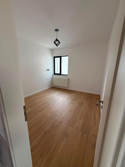 Casă cu 5 camere cu Teren 340 Mp în Bragadiru