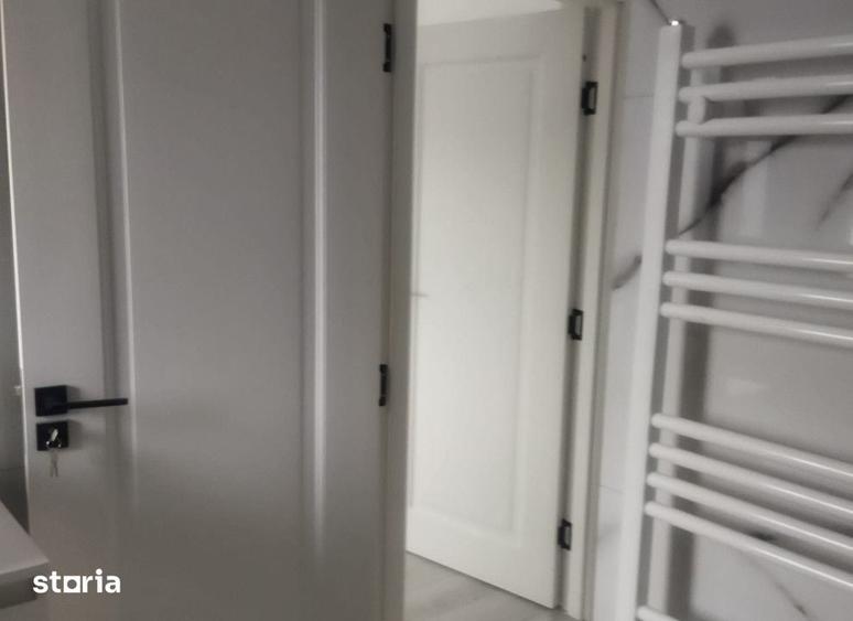 Casă cu 4 camere cu Teren 375 Mp în Valea Adâncă