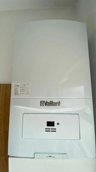 Casă cu Teren 330 Mp în Central