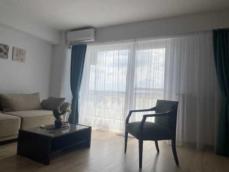 Apartament cu 2 camere decomandat în Sânmartin