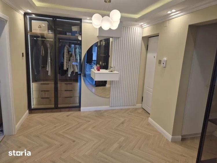 Apartament cu 4 camere decomandat, mobilat în Rogerius