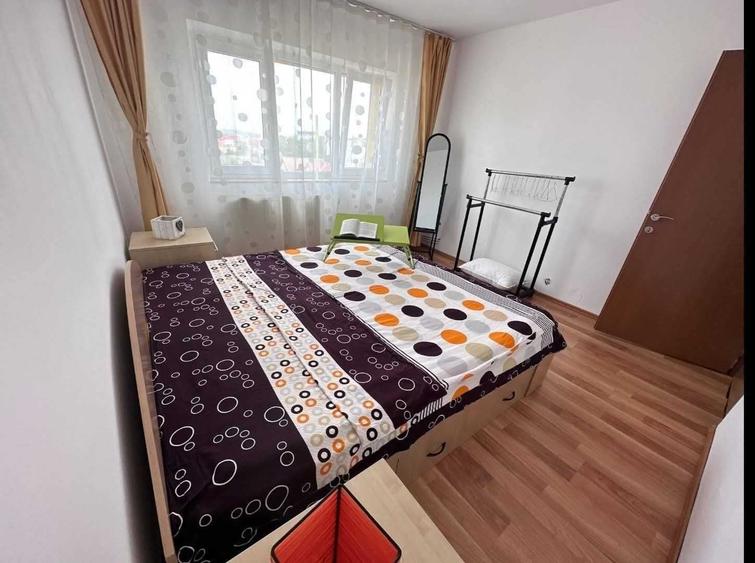 Apartament cu 2 camere decomandat în Zorilor