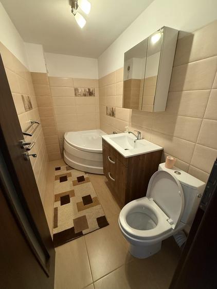 Apartament cu 2 camere decomandat în Sebastian