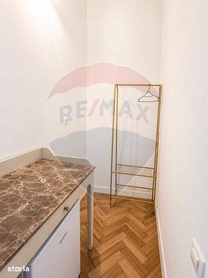 Apartament cu 4 camere în Centrul Istoric