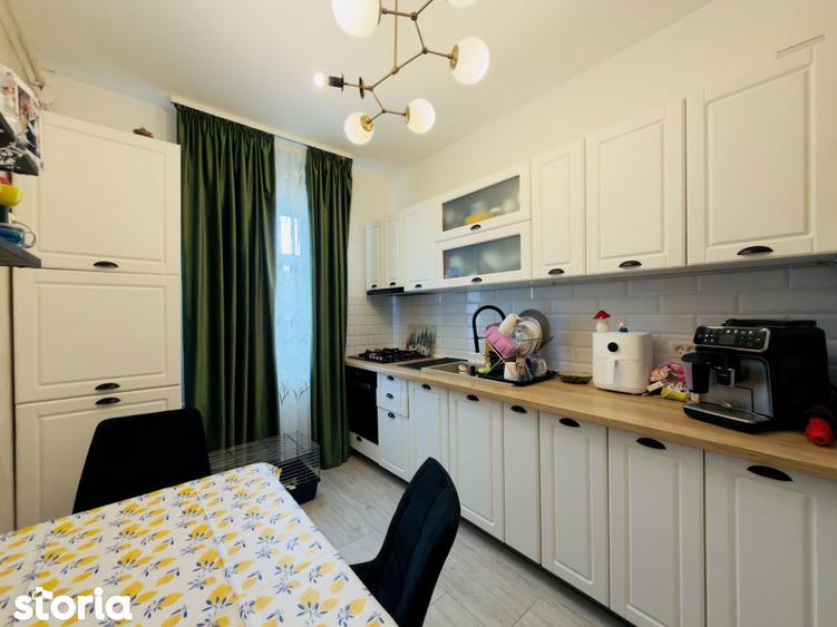 Apartament cu 2 camere decomandat în Girocului