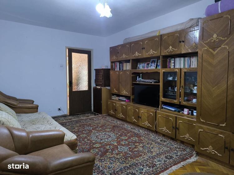 Apartament cu 3 camere decomandat în Nord