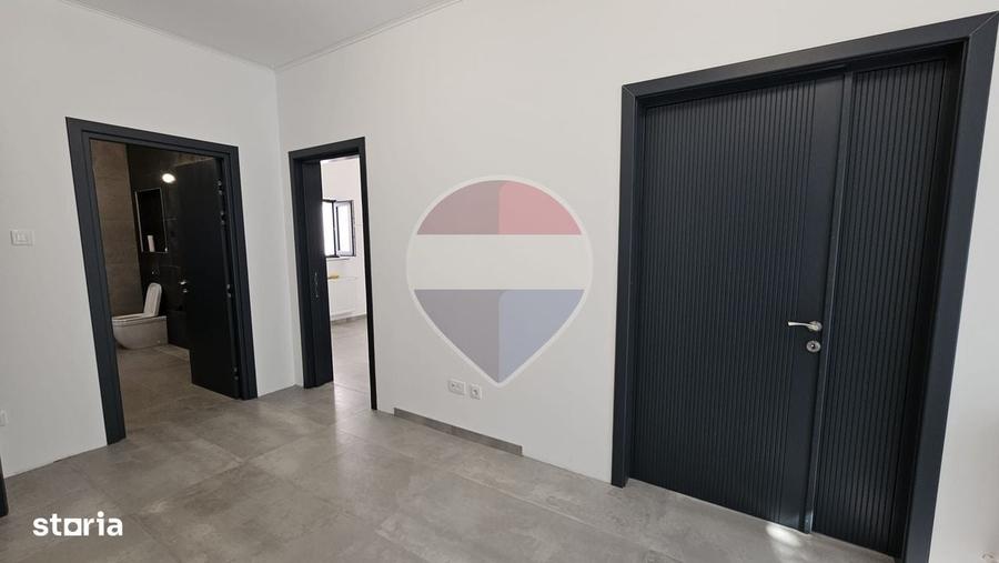 Spațiu comercial, de 130 mp, în P-ța Unirii