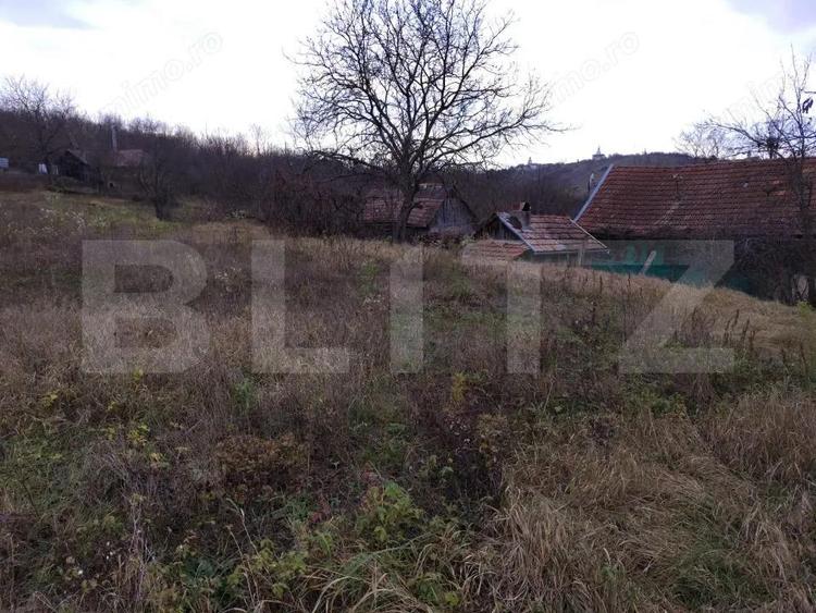 Casă cu Teren 2460 Mp în Cojocna