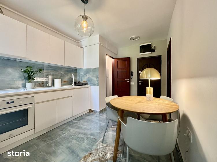 Apartament cu 2 camere decomandat, mobilat în Cornișa
