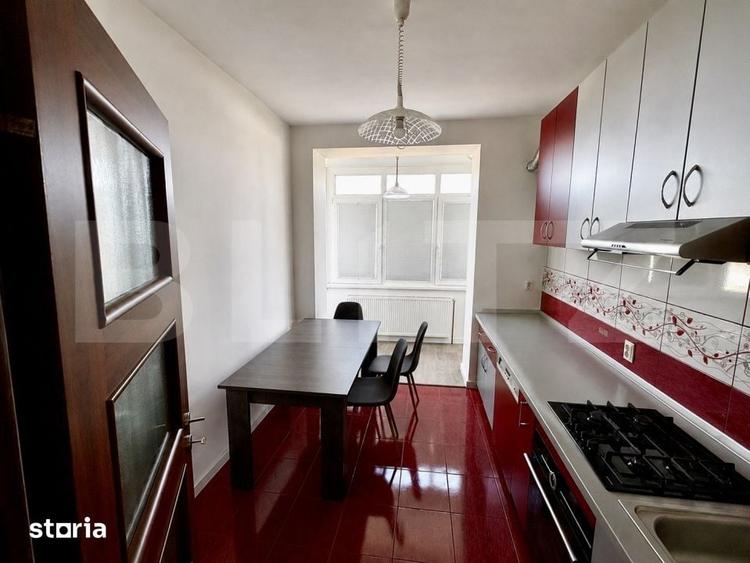 Apartament cu 4 camere decomandat în Elisabetin