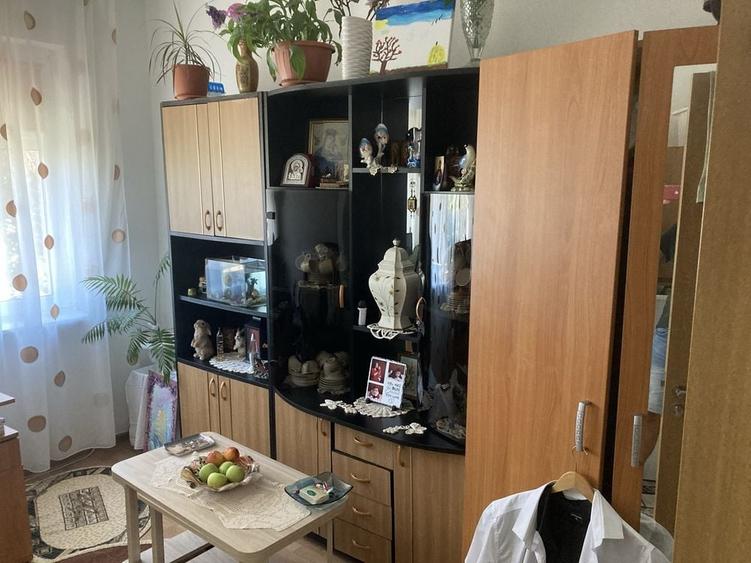 Garsonieră decomandată în CET