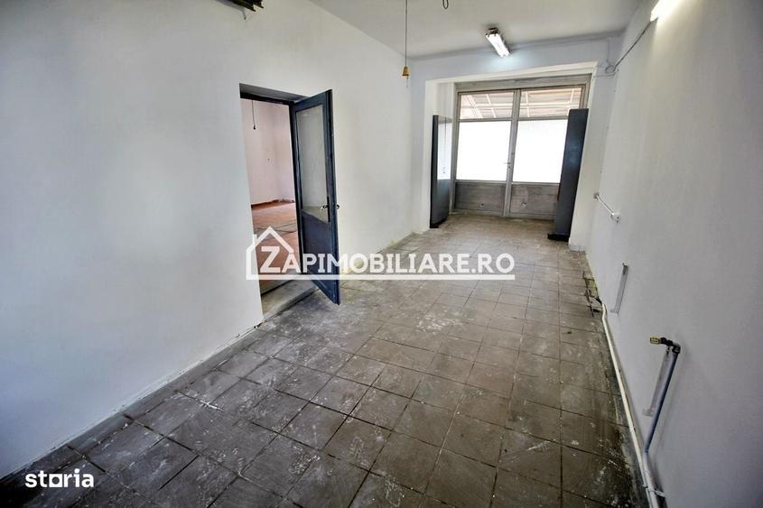 Spațiu comercial, de 70 mp, în Vălureni