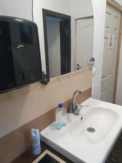 Spațiu comercial, de 300 mp, în Central