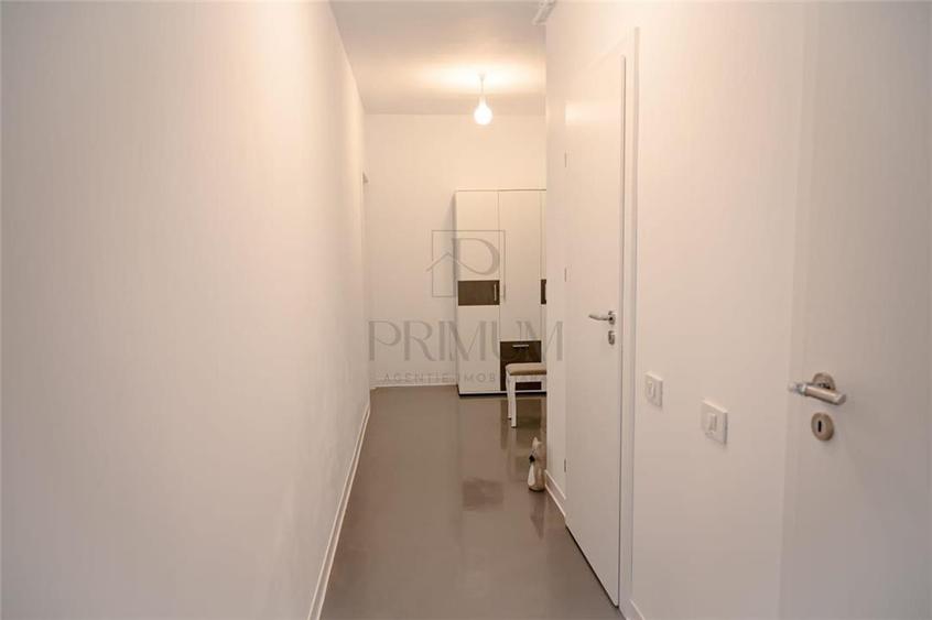 Apartament cu 3 camere decomandat, mobilat în Tipografilor