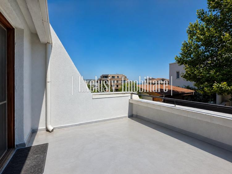 Apartament cu 3 camere decomandat în Faleza Nord