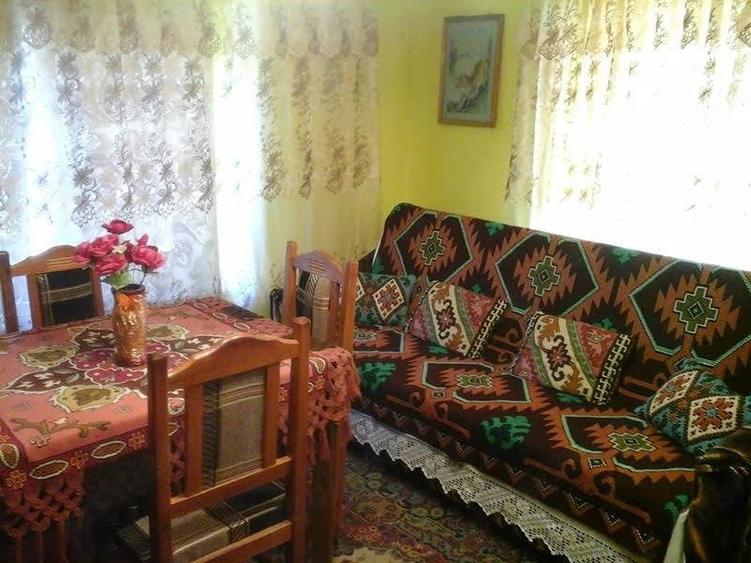 Casă cu Teren 1400 Mp în Fântânele
