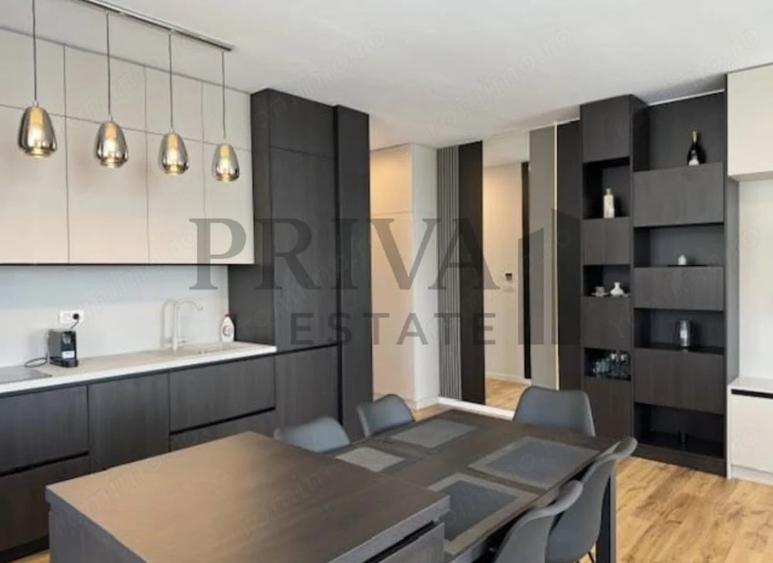Apartament cu 2 camere decomandat în Ultracentral