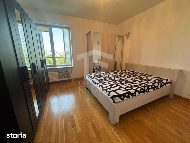 Apartament cu 3 camere în Văcăresti