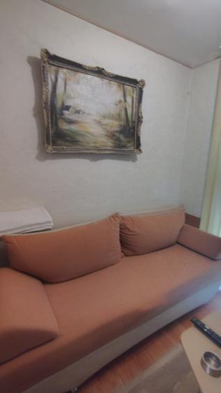 Apartament cu 4 camere decomandat, mobilat în Balada