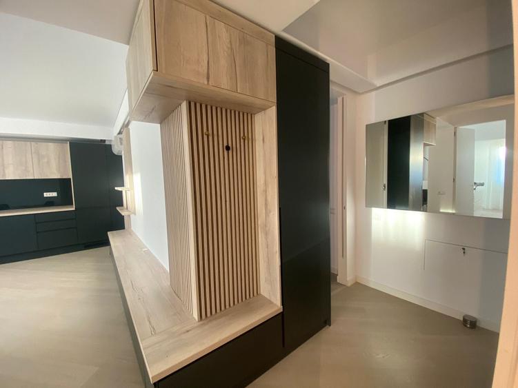Apartament cu 3 camere decomandat în Pipera