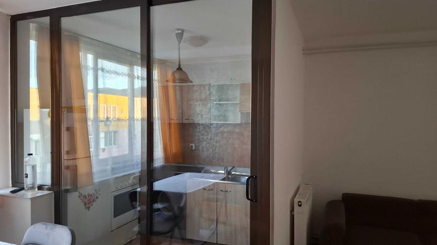 Garsonieră semidecomandată în Central