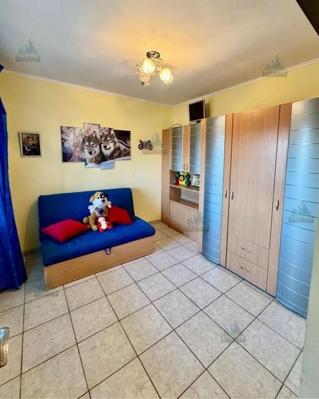 Casă individuală cu 5 camere cu Canalizare în Frătești