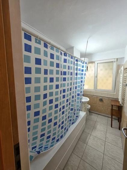Apartament cu 2 camere semidecomandat în Eroii Revoluției